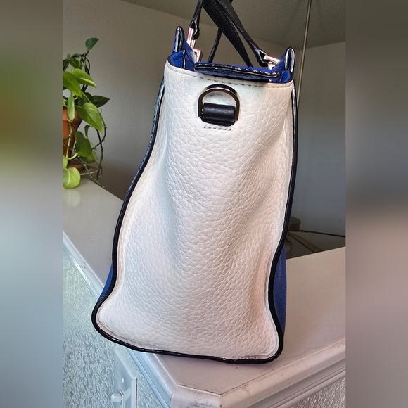 Kate Spade Chelsea Square Hayden Deep Blue, White And Black - Picture 3 of 16